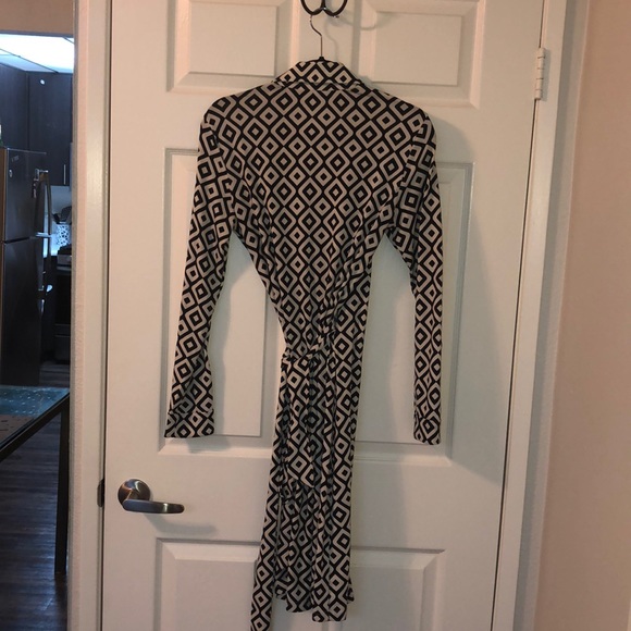 ANGL Geometric Print Wrap Dress - Picture 2 of 3